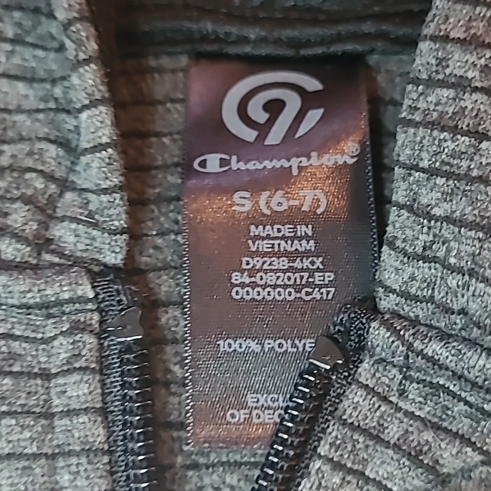 𝅺champion black/gray zip down lightweight hoodie small 6-7